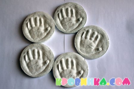 Изготовление слепка с ладошки Изготовление слепка с ладошки