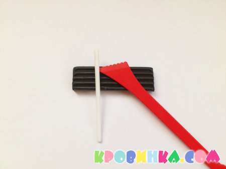 Лепим из пластилина галчонка Лепим из пластилина галчонка